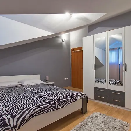 Guest house Inat